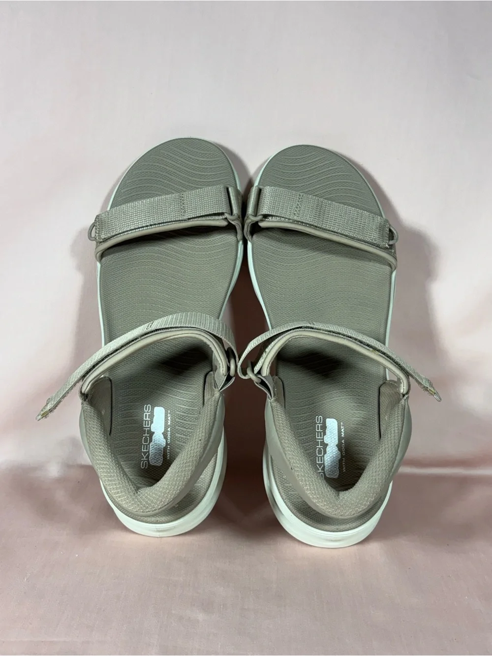 Skechers NWOT Slip-Ins GO WALK Glide Step Hands Free Charlie Tan Sandals SiZ 11